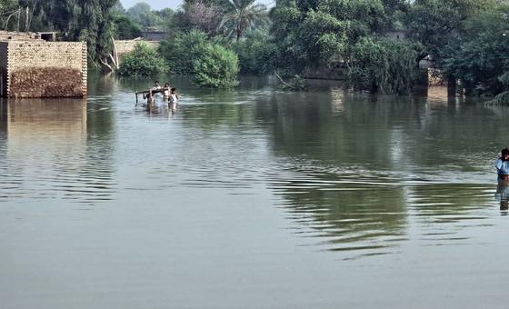 Pakistan floods leave villages cut off as monsoon devastation continues