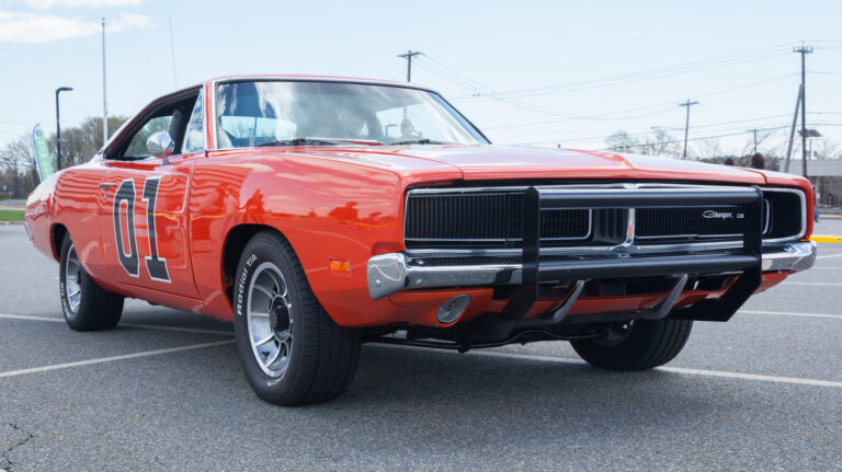 What Kind Of Car Was The General Lee, And Which Engine Was Under The Hood?