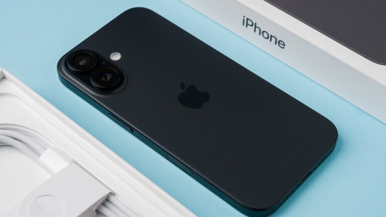 5 iPhone Settings You Can Change To Extend Battery Life