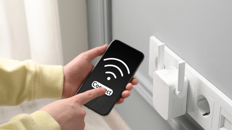 What's The Difference Between A Wi-Fi Extender And A Booster?