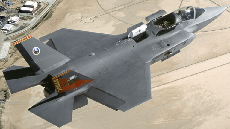 What Fighter Jet Can Go The Slowest Without Falling Out Of The Sky?