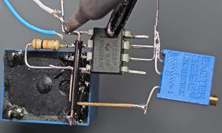 Dead Bug Timer Relay Needs No PCB