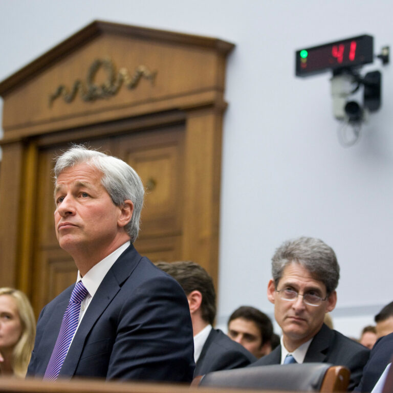 How America’s Largest Bank Helped Jeffrey Epstein, and a Show of Resistance in D.C.