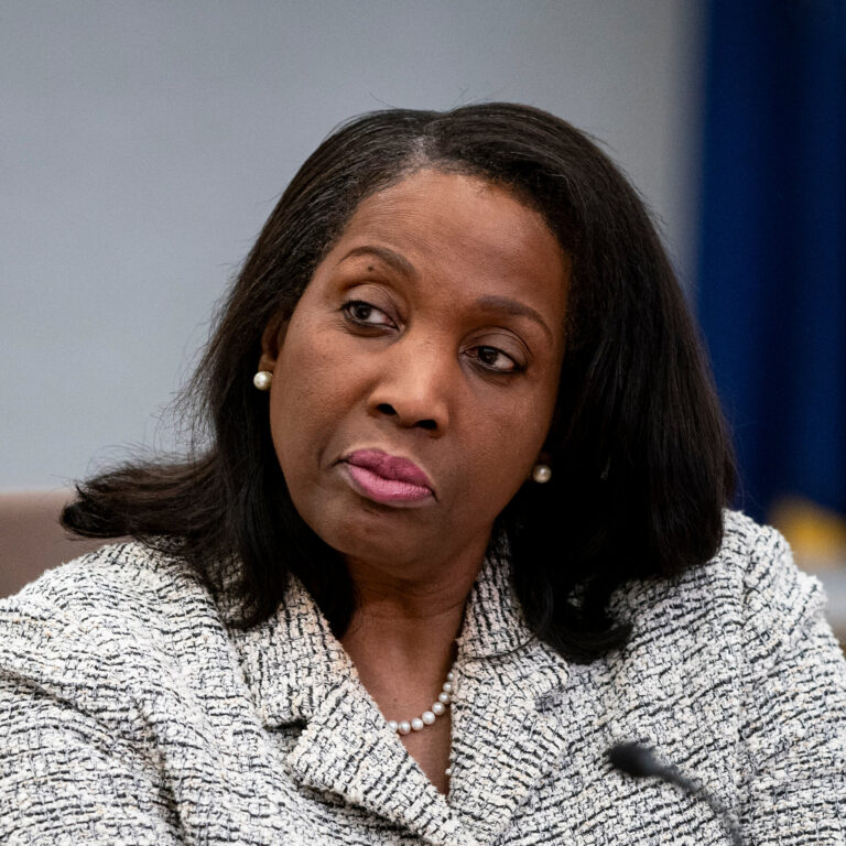 Justice Dept. Opens Criminal Inquiry Into Lisa Cook, Elevating Trump’s Claims