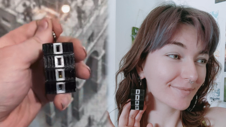 Bluetooth Earrings Pump Out The Tunes