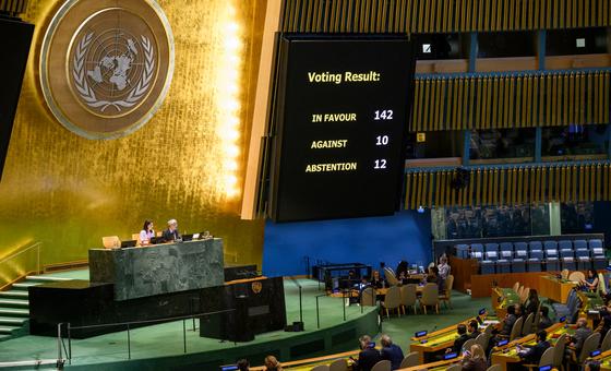 General Assembly endorses New York Declaration on two-State solution between Israel and Palestine