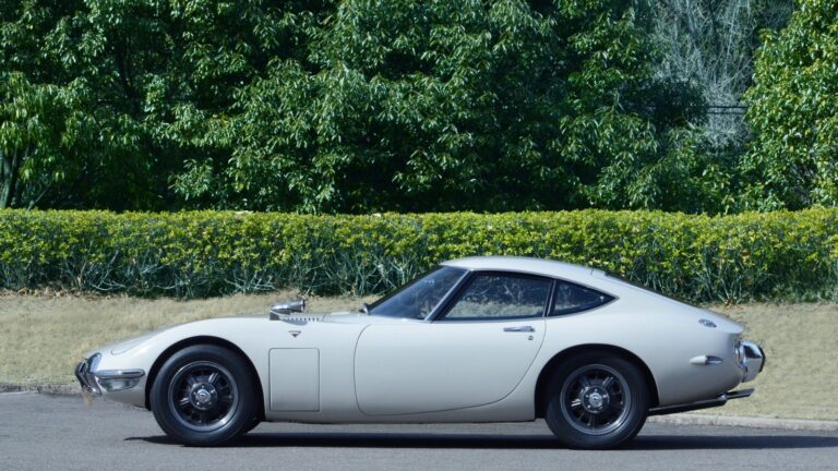 13 Of The Best-Looking Japanese Cars Ever Made
