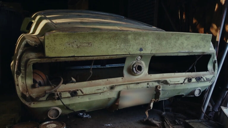 Why Some Fans Think 'American Pickers' Staged Its 1967 Shelby GT500 Mustang Find