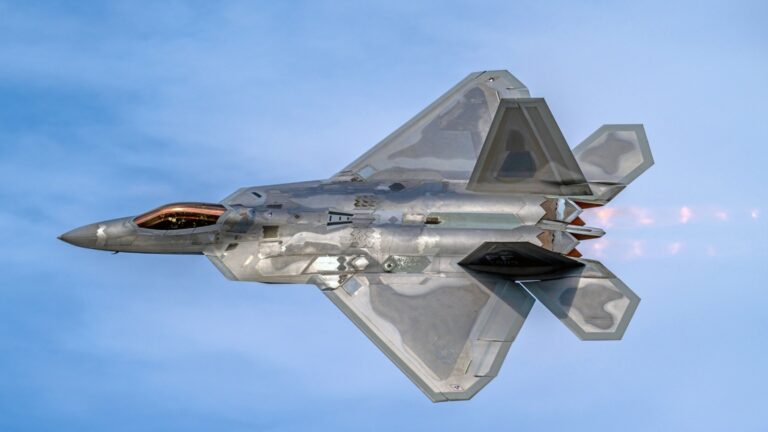 How Fast Can A Fighter Jet Fly Across The Entire United States?