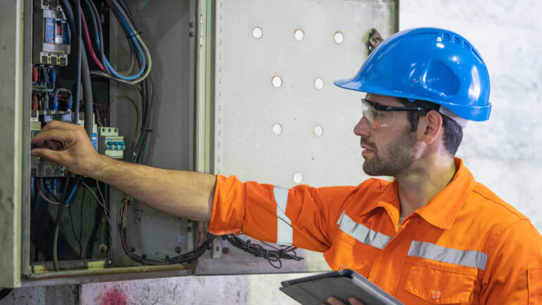 Are Smart Circuit Breakers Really Worth Installing? Here's What Users Say