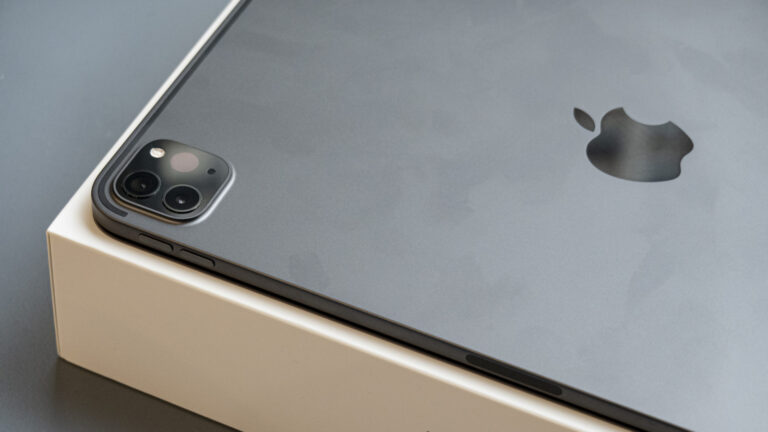 Yes, iPads Have Flashlights (But Only These Models)