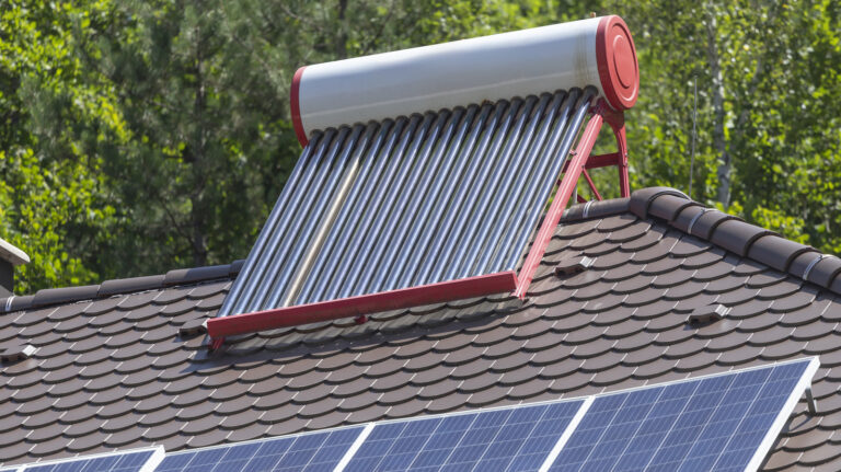 Solar Water Heater: The Pros And Cons Of Using One In Your Home