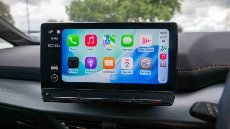 5 Free CarPlay Apps You Should Be Using (According To Users)
