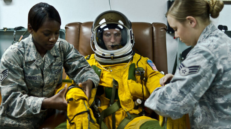 Why U-2 Pilots Wear Space Suits Whenever They Fly