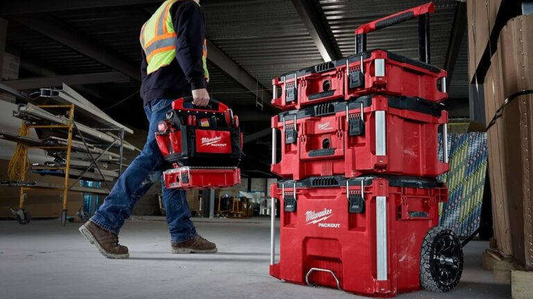 5 More Milwaukee Products That Aren't Power Tools, But Are Still Useful