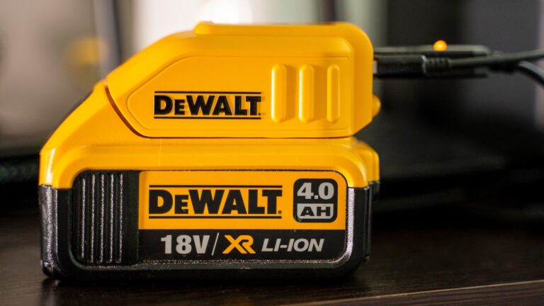 Lowe's Is Giving Away Free DeWalt 5.0 Ah Batteries - But There's A Catch