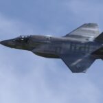 F-35 Pilot Explains Why Fighter Jets Can't Turn At Fast Speeds