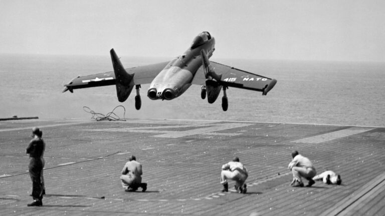 This Is The Most Difficult US Navy Jet To Land On An Aircraft Carrier, According To Aviators