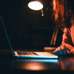 5 Ways To Fix Your Computer Screen Shadow Problem