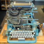 A Lorenz Teletype Shows Us Its Secrets