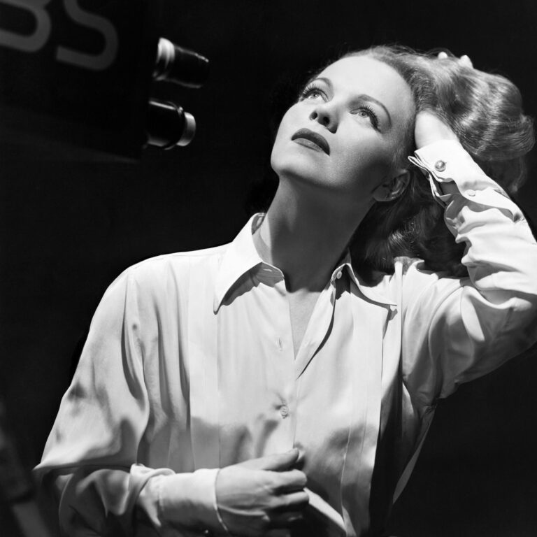Maria Riva, Dietrich Daughter Who Demystified the Legend, Dies at 100
